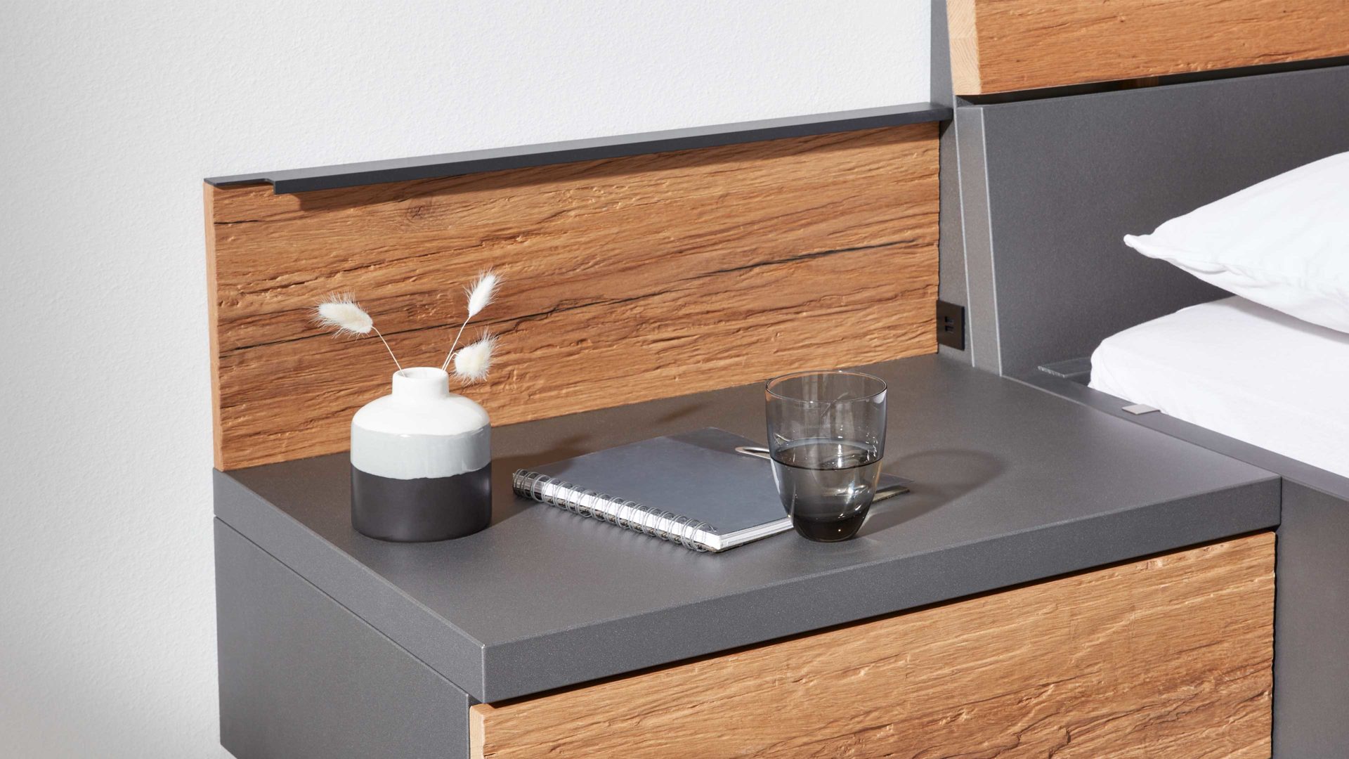 Paneel Interliving aus Holz in Holzfarben Interliving Schlafzimmer Serie 1025 – Aufsatzpaneel rechts - Balkeneiche gehackt