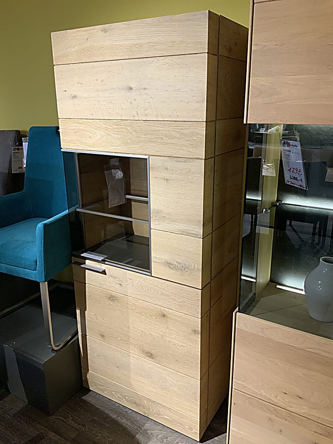 Basisprodukt Hartmann möbelwerke gmbh wohnmöbel in Holzfarben Hell Vitrine Radis Boardeiche gebürstet