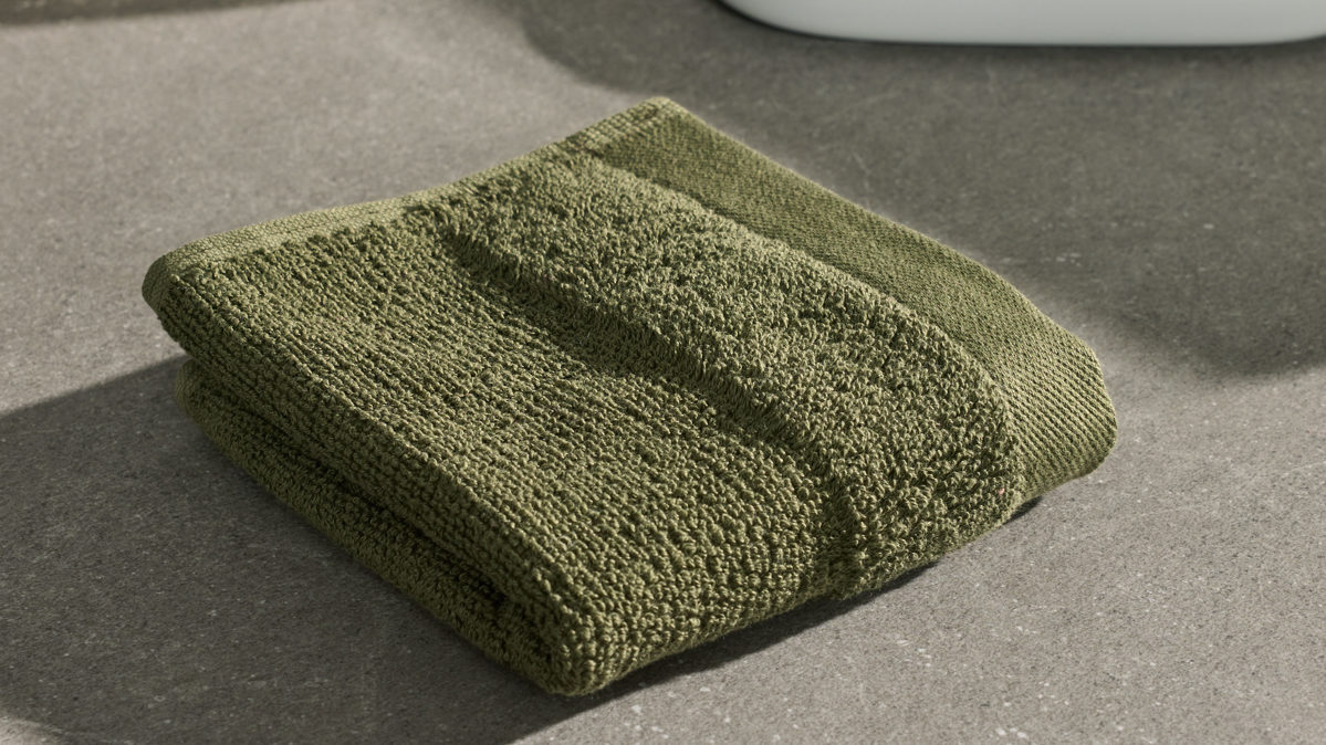 Gästehandtuch Interliving aus Naturfaser in Dunkelgrün Interliving Handtuch Serie 9108 - Gästehandtuch olivgrüne Baumwolle - ca. 30 x 50 cm
