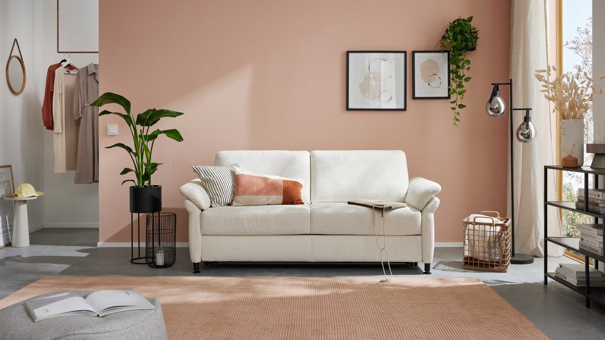 Schlafsofa Interliving aus Stoff in Weiß Interliving Schlafsofa Serie 4700 - Schlafsofa naturweißes Flachgewebe Cyber & schwarze Aluminiumfüße - Breite ca. 228 cm