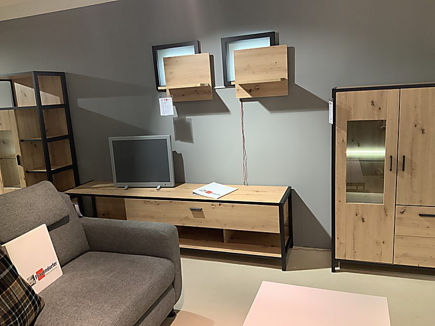 Basisprodukt  Wohnkombination Belinda