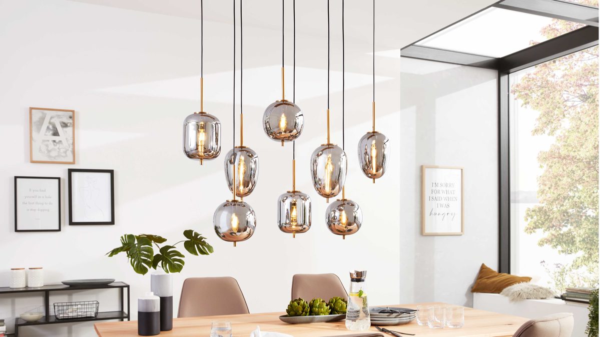 Pendelleuchte Interliving aus Glas in Grau Interliving Leuchten Serie 9334 - Hängeleuchte Rauchglas & schwarzes Metall – Länge ca. 102 cm