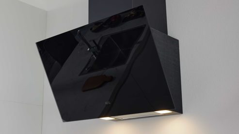 Einbauküche Interliving aus Holz in Weiß Interliving Küche Serie 3089 mit AEG-Einbaugeräten Weiß – Stellfläche ca. 220 x 480 cm