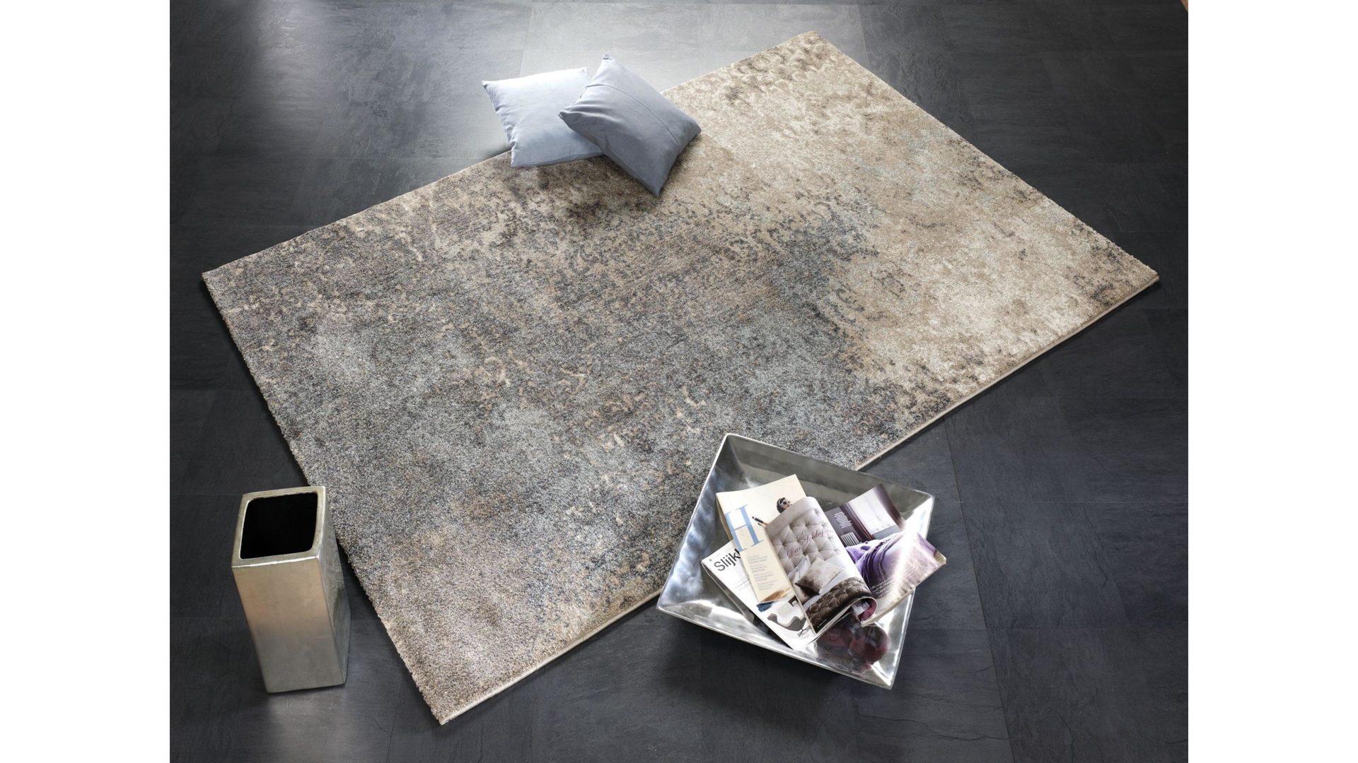 Webteppich Oci aus Kunstfaser in Türkis Designerteppich Butterfly Admiral türkis & naturfarben gemusterte Kunstfaser – ca.  200 x 290 cm