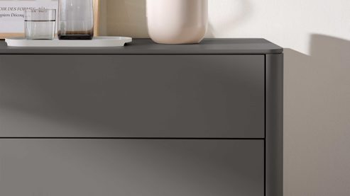 Sideboard Interliving aus Holz in Dunkelgrau Interliving Wohnzimmer Serie 2035 - Sideboard dunkelgrauer Mattlack - drei Schubladen, zwei Türen, Länge ca. 200 cm