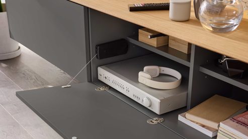 Wohnwand Interliving aus Holz in Dunkelgrau Interliving Wohnzimmer Serie 2035 - TV-Wand dunkelgrauer Mattlack & Eiche - zweiteilig, Länge ca. 200 cm