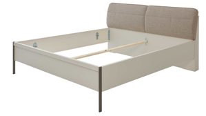 Bettgestell Interliving aus Holz in Grau Interliving Schlafzimmer Serie 1035 – Bettgestell mit Polsterkopfteil saharafarbener Webstoff & Champagner - Liegefläche ca. 180 x 200 cm