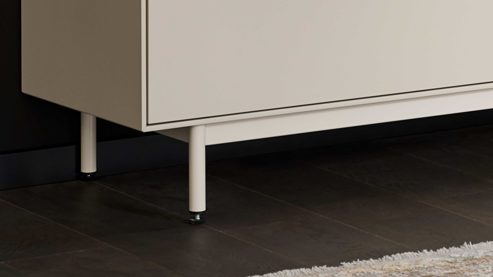 Möbelfuß Interliving aus Metall in Beige Interliving Wohnzimmer Serie 2034 - Untergestell beige lackiertes Metall - Länge ca. 180 cm