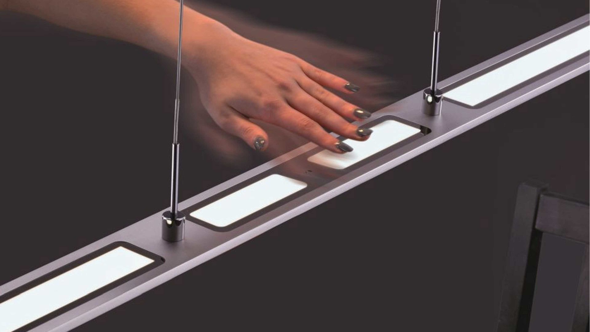 Pendelleuchte Paul neuhaus aus Metall in Metallfarben Paul Neuhaus LED-Pendelleuchte Nika Aluminium & Acrylglas – Länge ca. 100 cm