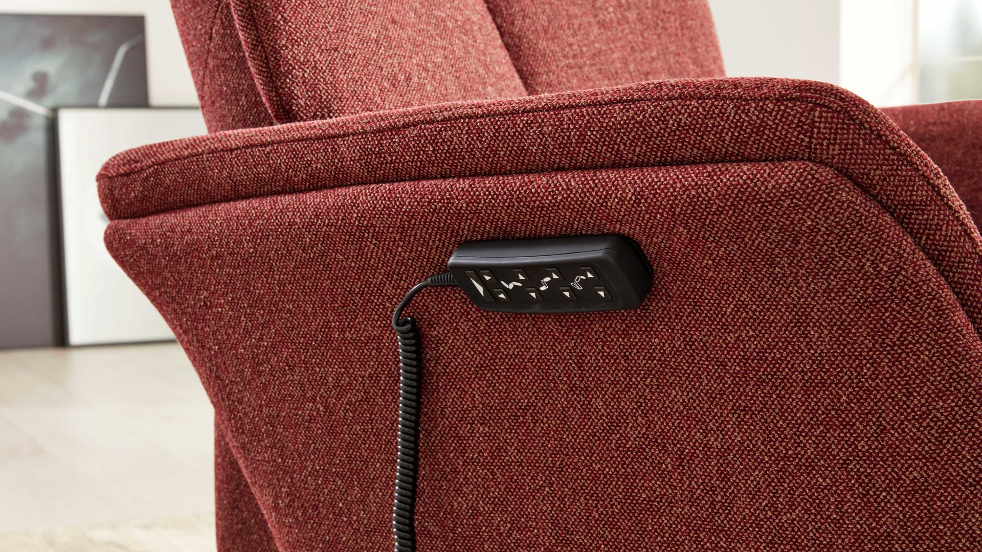 Relaxsessel Interliving aus Stoff in Rot Interliving Sessel Serie 4550 - Sessel zwei Motoren - chiantifarbener Melangestoff Q2 & anthrazitfarbener Sternfuß