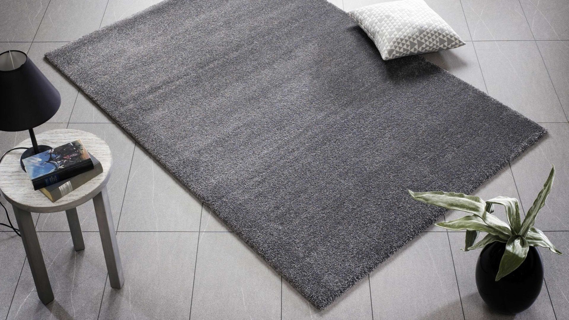 Webteppich Oci aus Kunstfaser in Grau Webteppich Bellevue für Ihre Wohnaccessoires dunkelgraue Kunstfaser – ca. 140 x 200 cm