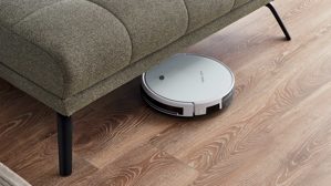 Ecksofa KAWOO aus Stoff in Dunkelgrün KAWOO Serie Dayton - Ecksofa mit Funktion olivfarbenes Flachgewebe Portofino & schwarze Metallfüße – Stellfläche ca. 295 x 192 cm