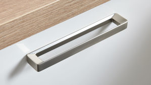 Einbauküche Interliving aus Holz in Weiß Interliving Küche Serie 3081 mit privileg Einbaugeräten Hochglanz Weiß & Natureiche - Stellfläche ca. 250 x 269 cm