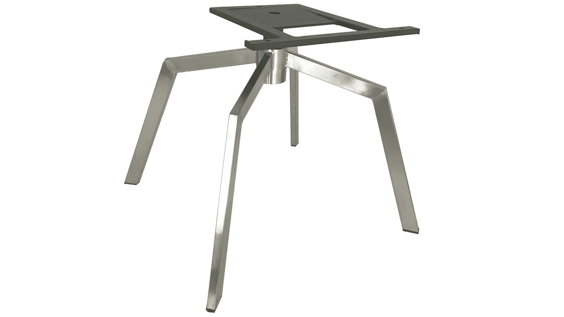 Vierfußstuhl Interliving aus Leder in Schwarz Interliving Esszimmer Serie 5104 – Armlehnstuhl schwarzes Leder Raven & Edelstahlgestell