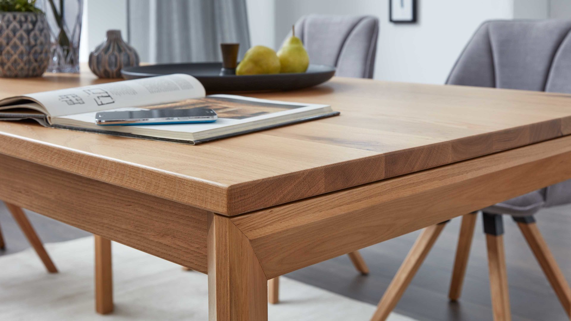 Auszugtisch Interliving aus Holz in Holzfarben Interliving Esszimmer Serie 5102 – Auszugtisch V203 Charakter-Eiche – ca. 140-240 x 90 cm