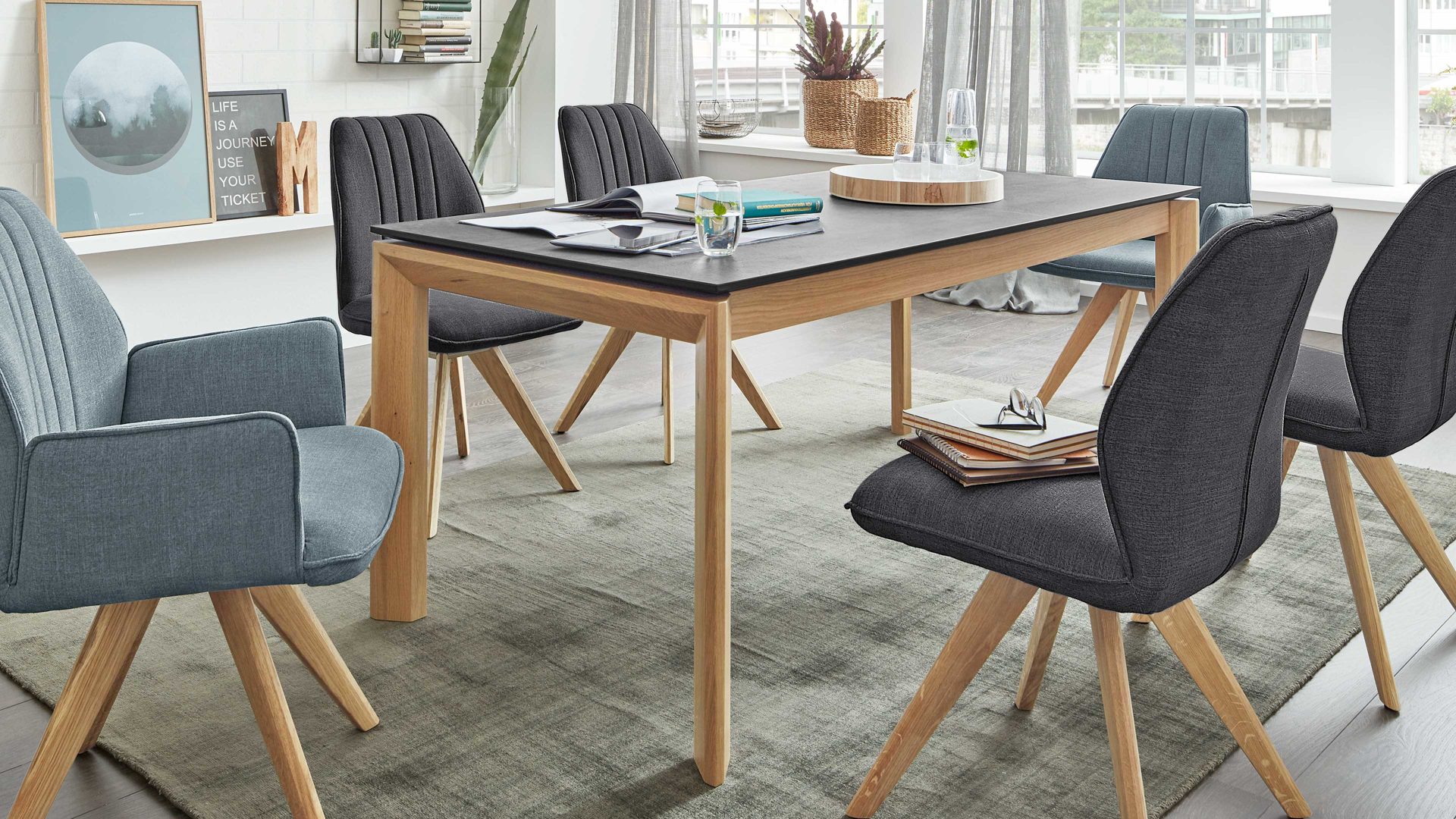 Auszugtisch Interliving aus Holz in Grau Interliving Esszimmer Serie 5102 – Auszugtisch V133 granitfarbenes HPL & Wildeiche – ca. 180-280 x 90 cm