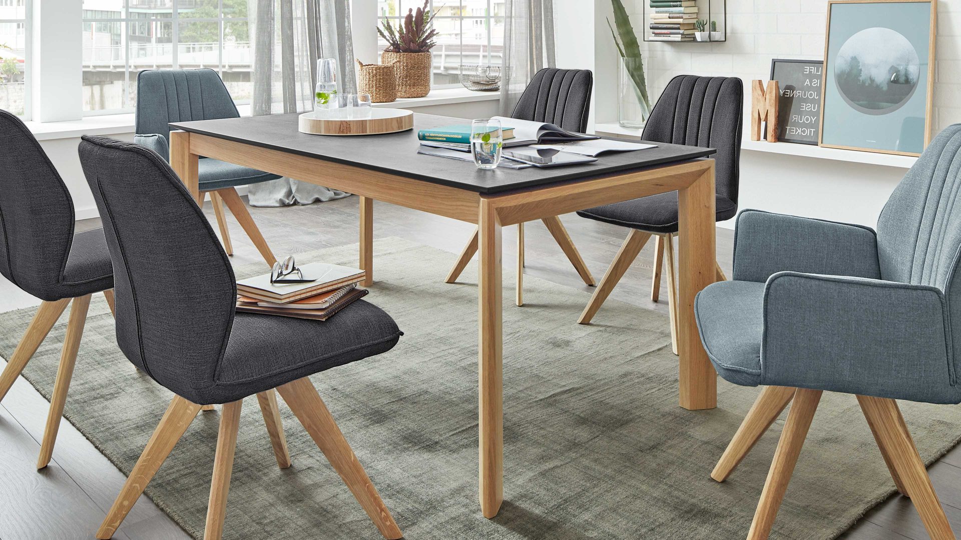 Auszugtisch Interliving aus Holz in Grau Interliving Esszimmer Serie 5102 – Auszugtisch V133 granitfarbenes HPL & Wildeiche – ca. 160-260 x 90 cm