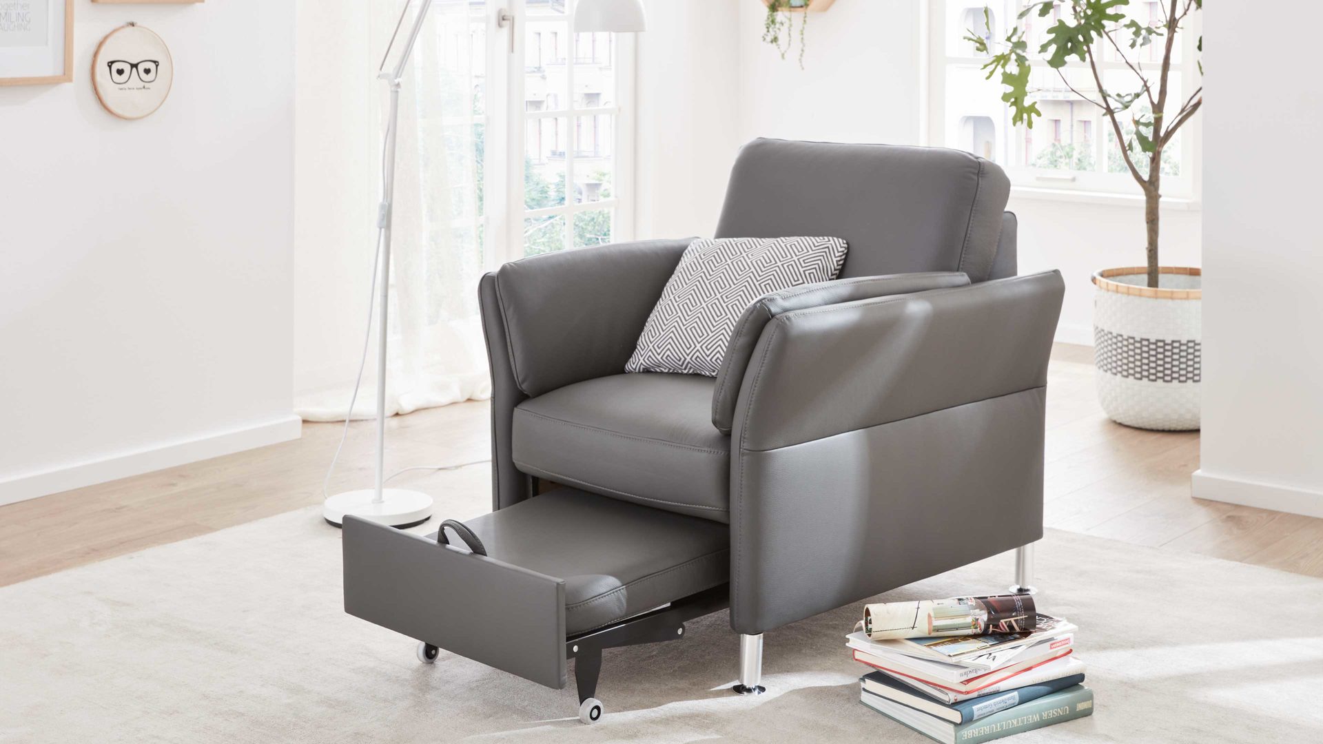 Sessel modulmaster aus Leder in Anthrazit Modulmaster MM-PN1080 - Sessel mit Hocker anthrazitfarbenes Leder Torro & Aluminiumfüße