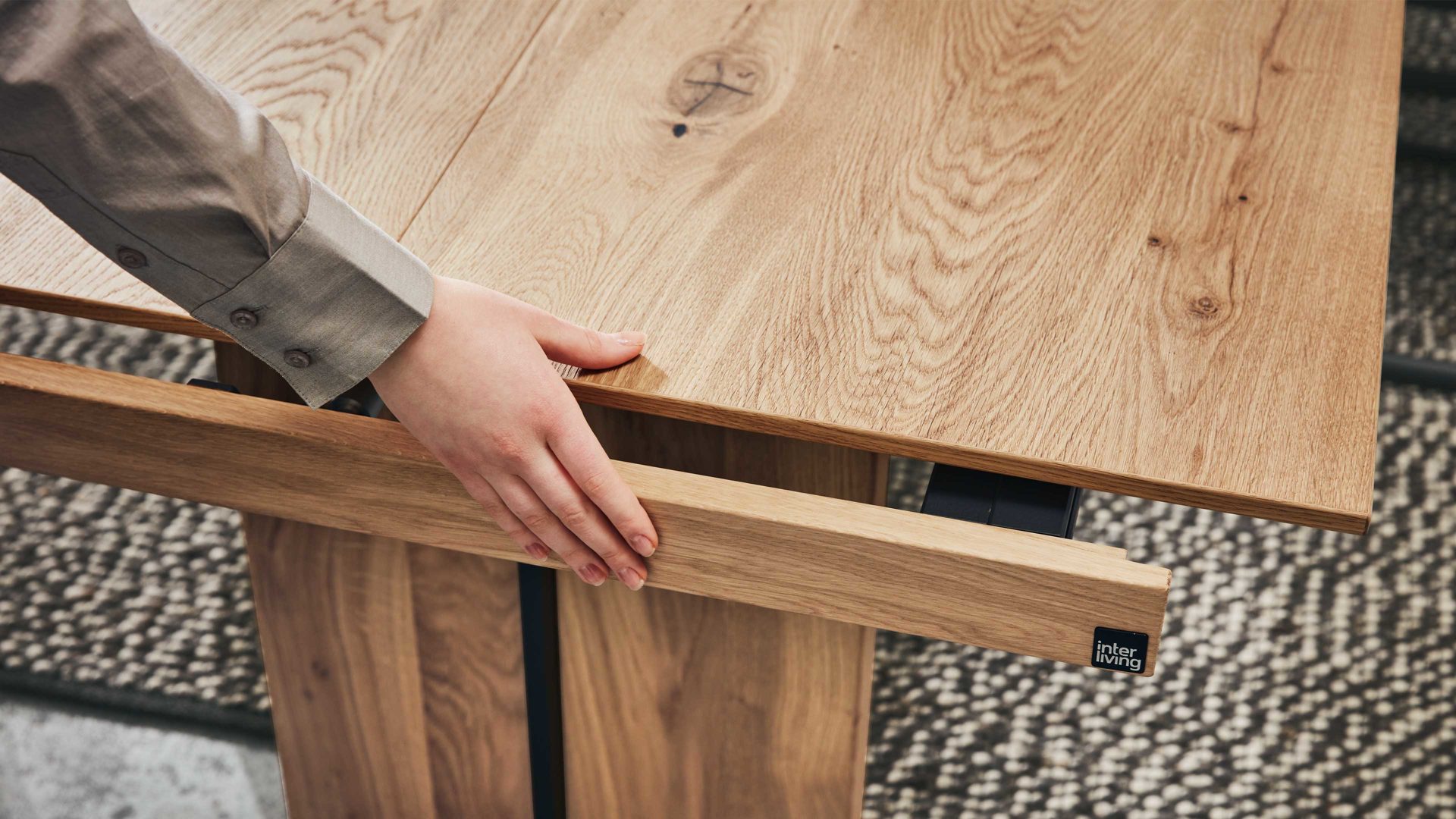 Funktion Interliving aus Holz in Holzfarben Interliving Esszimmer Serie 5604 - Frontauszug V014-0310 Eiche rustico - ca. 100 x 100 cm