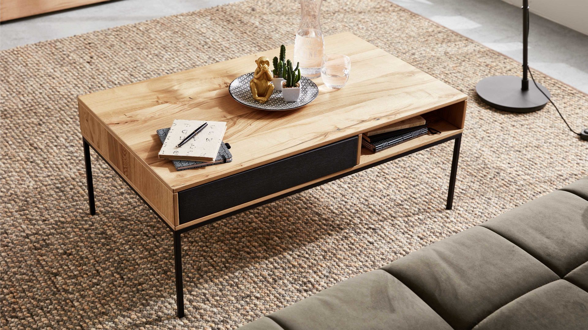 Couchtisch Interliving aus Holz in Holzfarben Interliving Esszimmer Serie 5604 - Couchtisch Eiche rustico & Anthrazit - ca. 100 x 60 cm