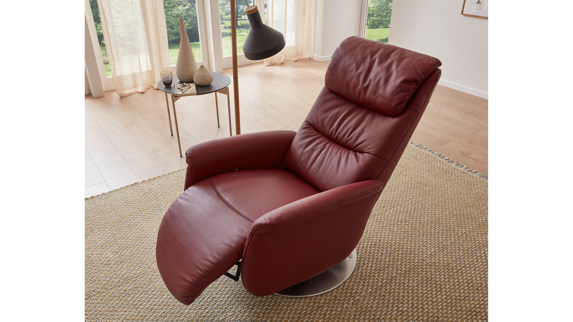 Relaxsessel comfortmaster besser sitzen, liegen, leben aus Leder in Rot Comfortmaster Fernsehsessel 9720 rossofarbenes LongLife-Rusticaleder  & edelstahlfarbener Tellerfuß