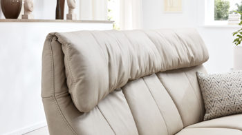 Dreisitzer comfortmaster besser sitzen, liegen, leben aus Leder in Beige Comfortmaster Serie 4867 - Trapezsofa marmorfarbenes Longlife-Leder LG18 - Breite ca. 227 cm