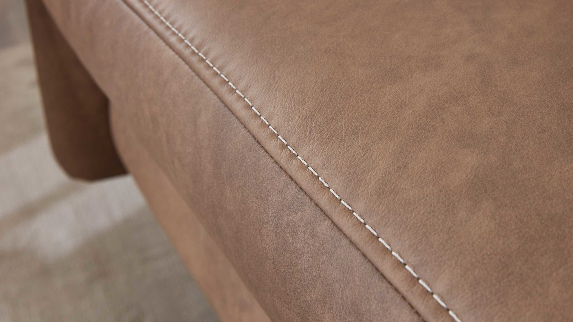 Relaxsessel comfortmaster besser sitzen, liegen, leben aus Leder in Hellbraun Comfortmaster 7180 - Relaxsessel 23L44 manuell - wüstenfarbenes LongLife-Leder & anthrazitfarbener Sternfuß