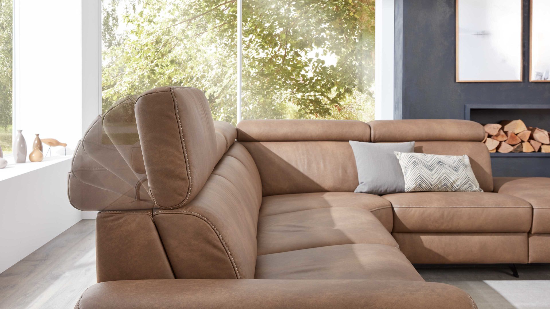 Ecksofa comfortmaster besser sitzen, liegen, leben aus Leder in Hellbraun Comfortmaster 1180 Spektra - Ecksofa wüstenfarbenes LongLife-Leder - Stellfläche ca. 280 x 239 cm