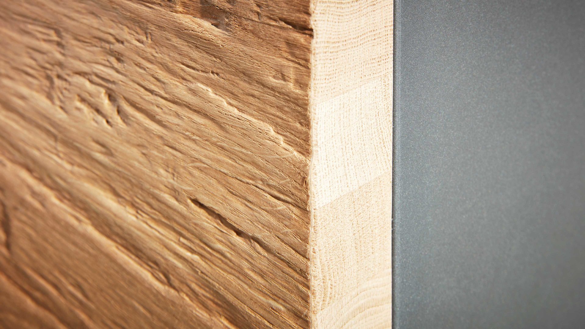 Komplettzimmer Interliving aus Holz in Dunkelgrau Interliving Schlafzimmer Serie 1025 – Komplettzimmer 530001 Graphit & Balkeneiche gehackt - vierteilig, Liegefläche ca. 180 x 200 cm