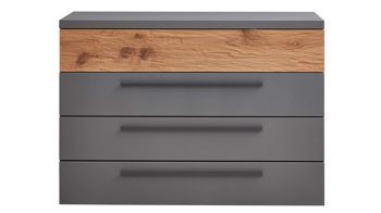 Schubladenkommode Interliving aus Holz in Dunkelgrau Interliving Schlafzimmer Serie 1025 – Schubladenkommode 530091 Graphit & Balkeneiche gehackt - vier Schubladen