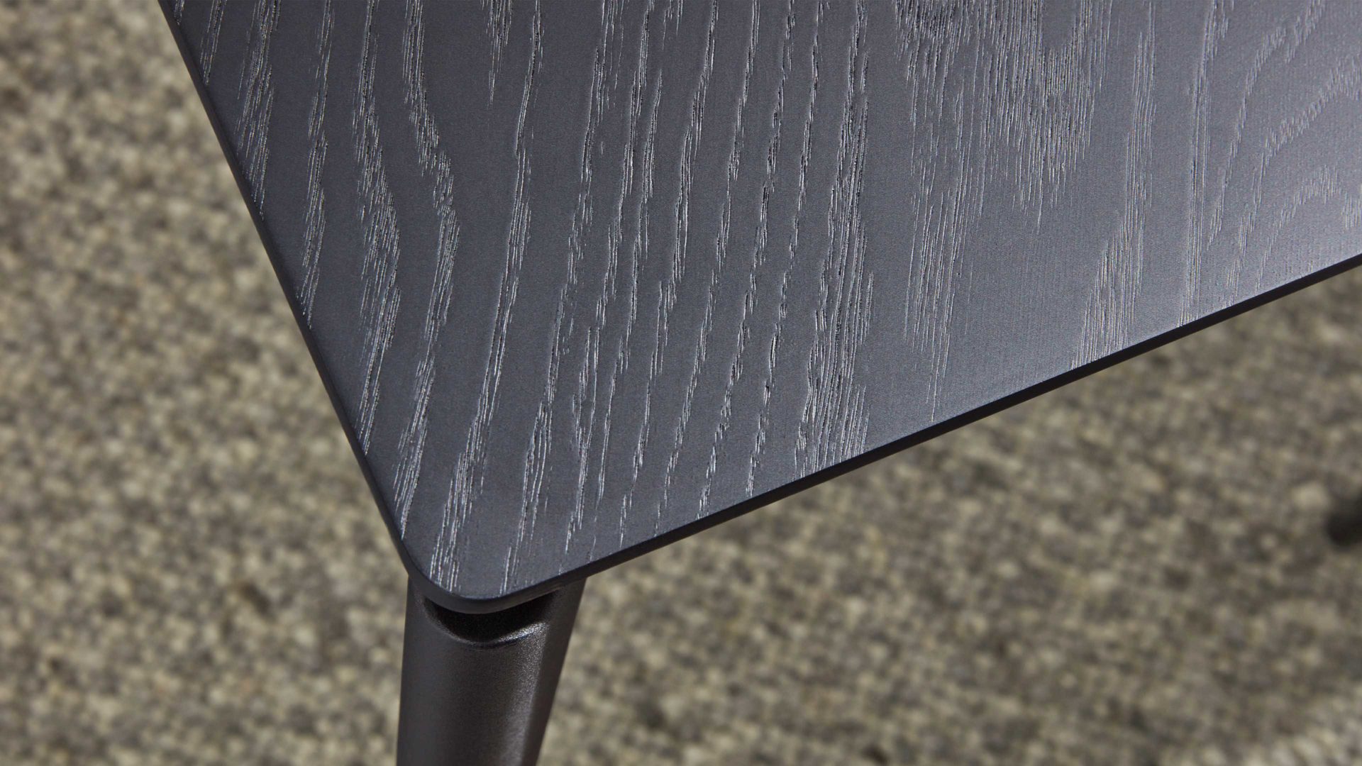 Esstisch Interliving aus Holz in Schwarz Interliving Esszimmer Serie 5110 - Esstisch T0200 mattschwarzes Eichefurnier - ca. 160 x 90 cm