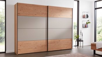Kleiderschrank Interliving aus Holz in Grau Interliving Schlafzimmer Serie 1024 – Schwebetürenschrank 982444 Design 25,  Taupe & Balkeneiche - zwei Türen, Breite ca. 241 cm