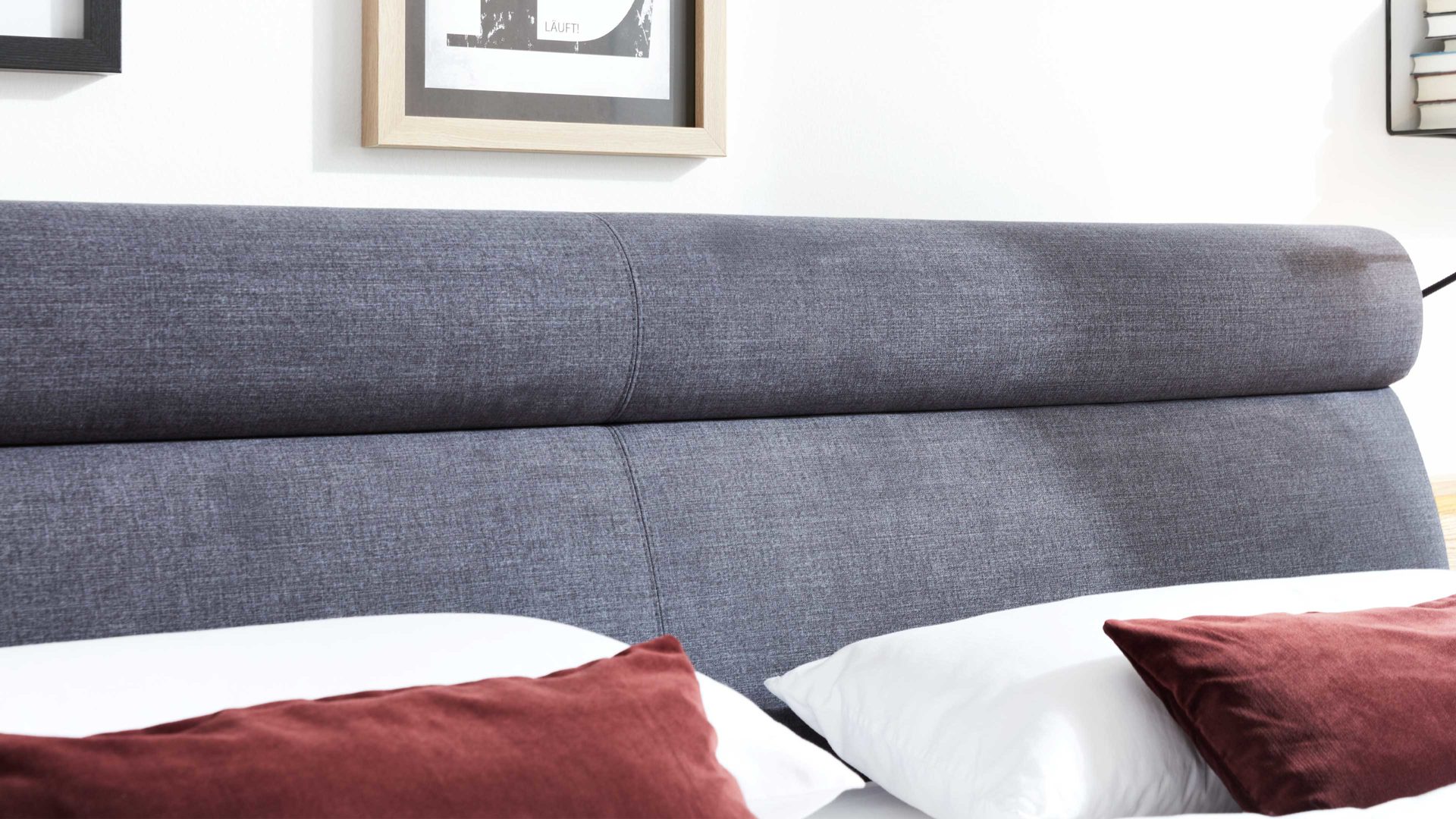 Bettgestell Interliving aus Holz in Anthrazit Interliving Schlafzimmer Serie 1023 – Bettgestell 85538 schwebend, Liegefläche ca. 160 x 200 cm - Balkeneiche & Anthrazit