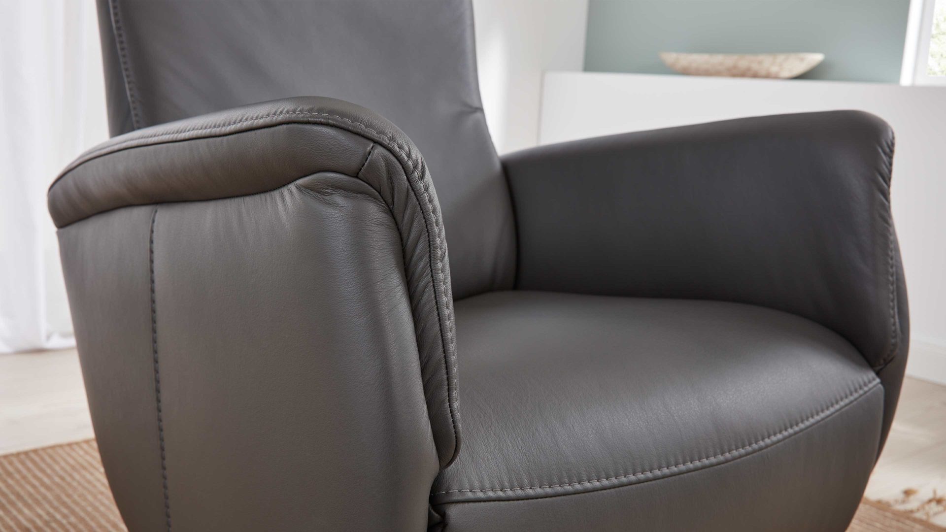 Relaxsessel modulmaster aus Leder in Anthrazit Modulmaster MM-PN1062 - Relaxsessel 1DRF anthrazitfarbenes Leder Torro & schwarzer Sternfuß V1S