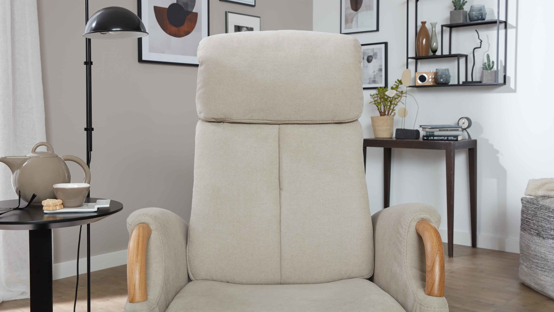 Relaxsessel comfortmaster besser sitzen, liegen, leben aus Stoff in Beige Comfortmaster CM-HU1157 - Relaxsessel B ecrufarbener Bezug Kira & Eiche bianco - Ergonomie piccolo