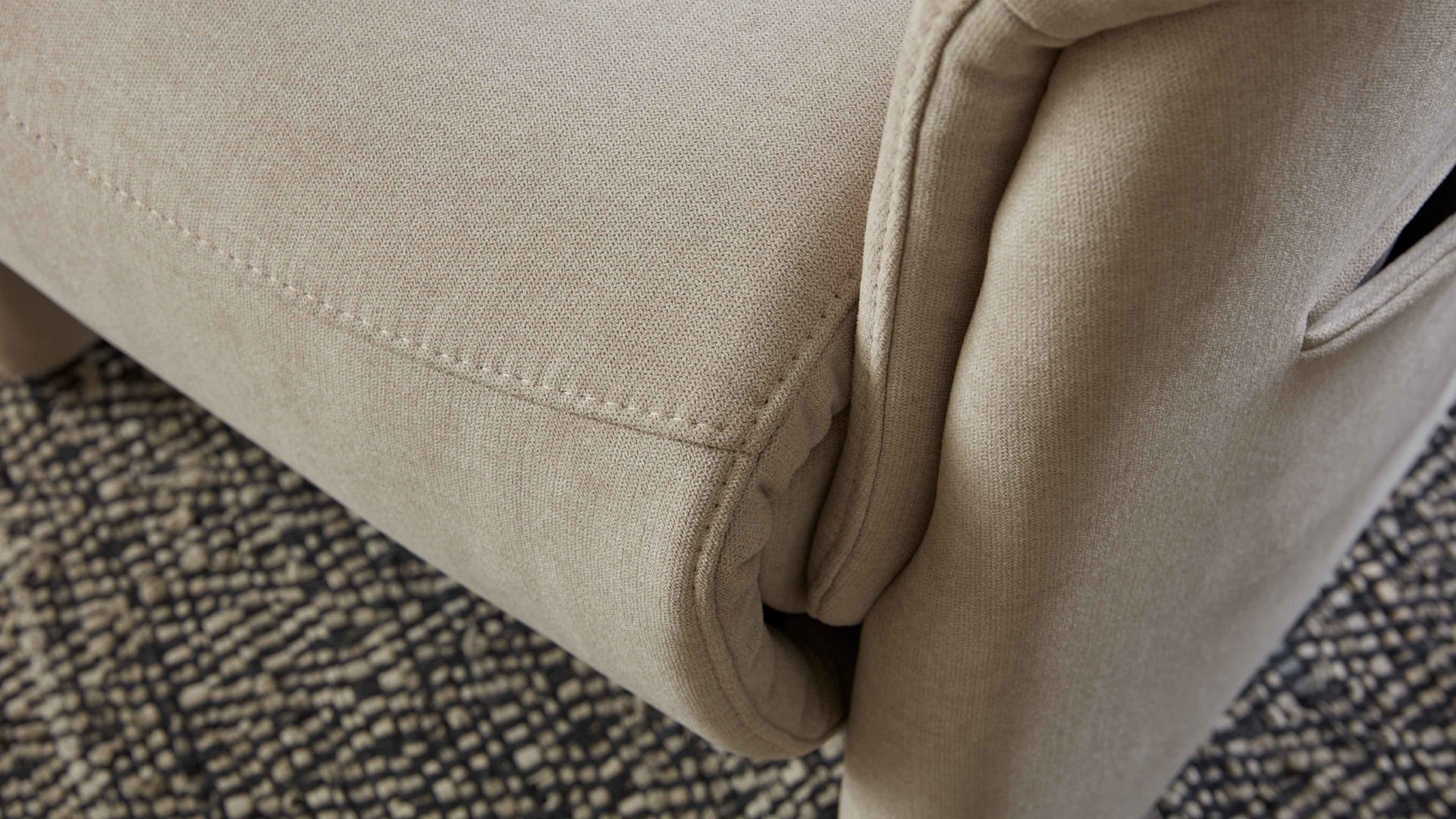 Relaxsessel comfortmaster besser sitzen, liegen, leben aus Stoff in Beige Comfortmaster CM-HU1157 - Relaxsessel B ecrufarbener Bezug Kira - Ergonomie L
