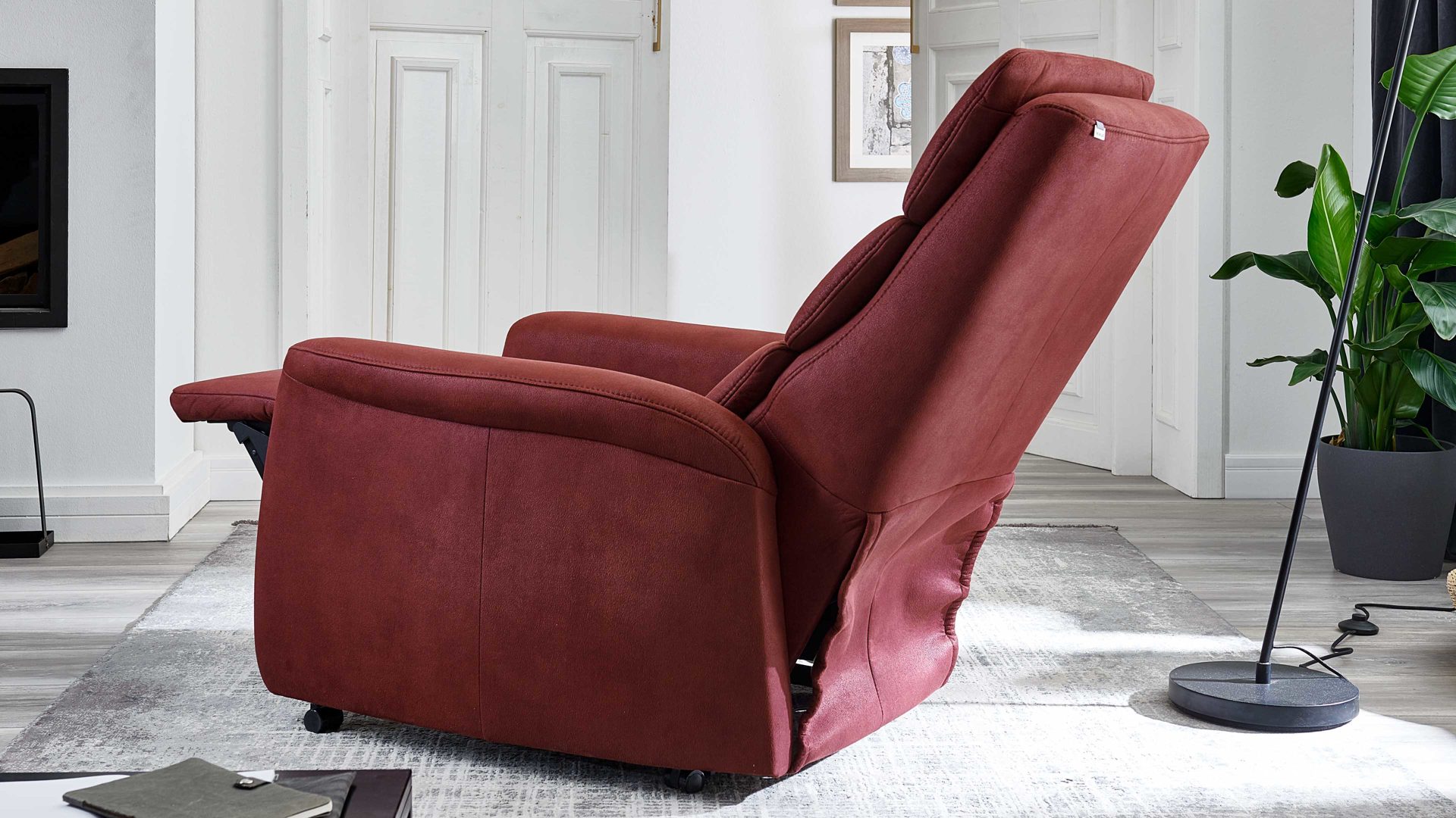 Relaxsessel OrthoSedis aus Kunstfaser in Rot OrthoSedis OS-HU1043 - Relaxsessel A8 mit Aufstehhilfe und Federkern weinrote Mikrofaser Deluxe - Ergonomie S