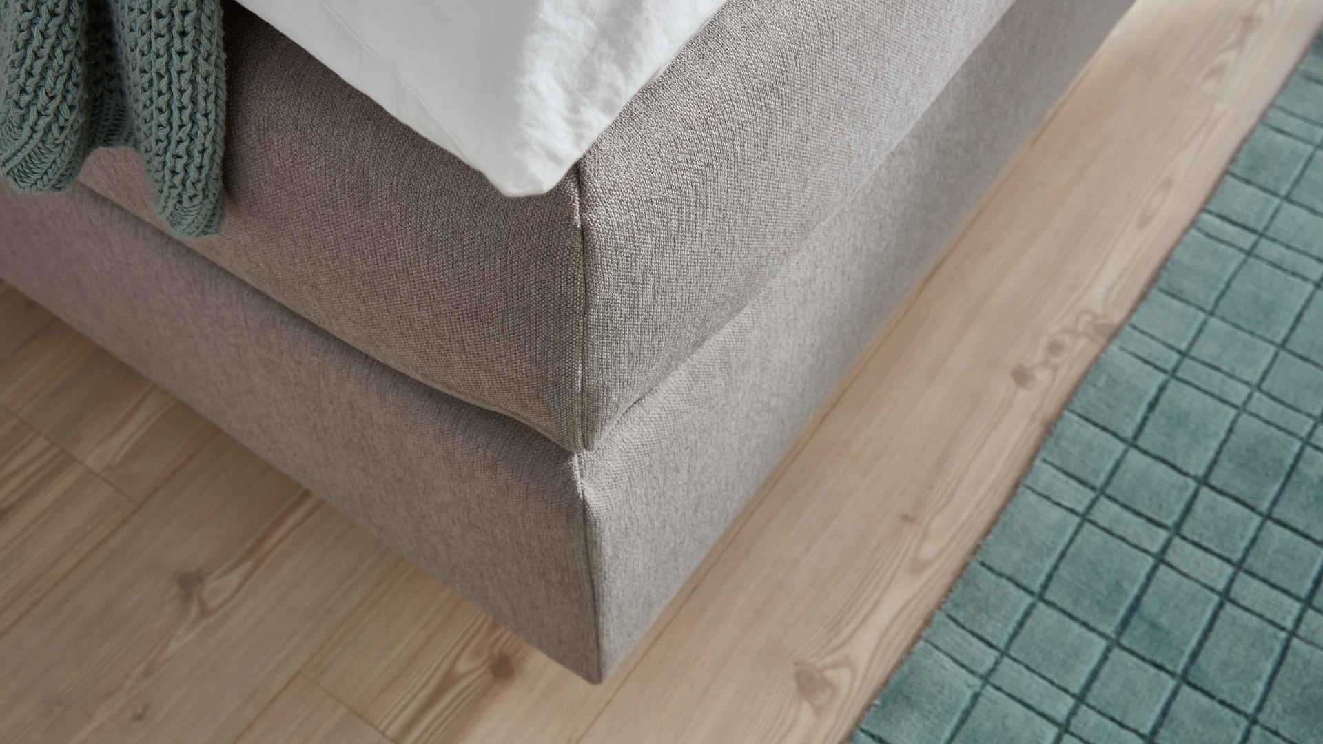 Boxspringbett comfortmaster besser sitzen, liegen, leben aus Stoff in Grau Comfortmaster OC-BX21014 - Boxspringbett granitfarbene Mikrofaser Nele 432002 – Liegefläche ca. 180 x 200 cm