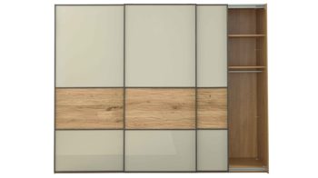 Kleiderschrank Interliving aus Holz in Hellgrau Interliving Schlafzimmer Serie 1027 – Schwebetürenschrank 801 Champagner & Eiche bianco - drei Türen, Breite ca. 250 cm
