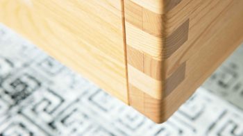 Komplettzimmer Interliving aus Holz in Holzfarben Interliving Schlafzimmer Serie 1028 – Komplettzimmer 1009 Erle & Carbon – vierteilig, sechstürig