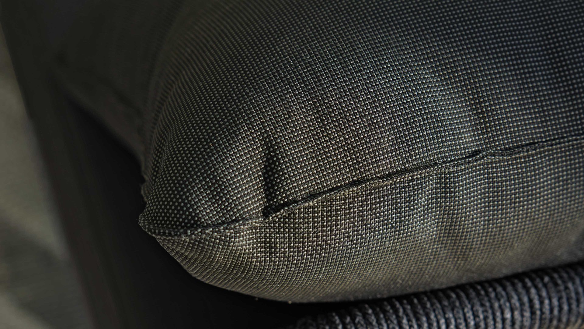 Gartensofa Interliving aus Kunstfaser in Dunkelgrau Interliving Gartenmöbel Serie 7005 - Eckmodul graues Kordelgeflecht & dunkelgrauer Olefinbezug - ca. 78 x 78 cm