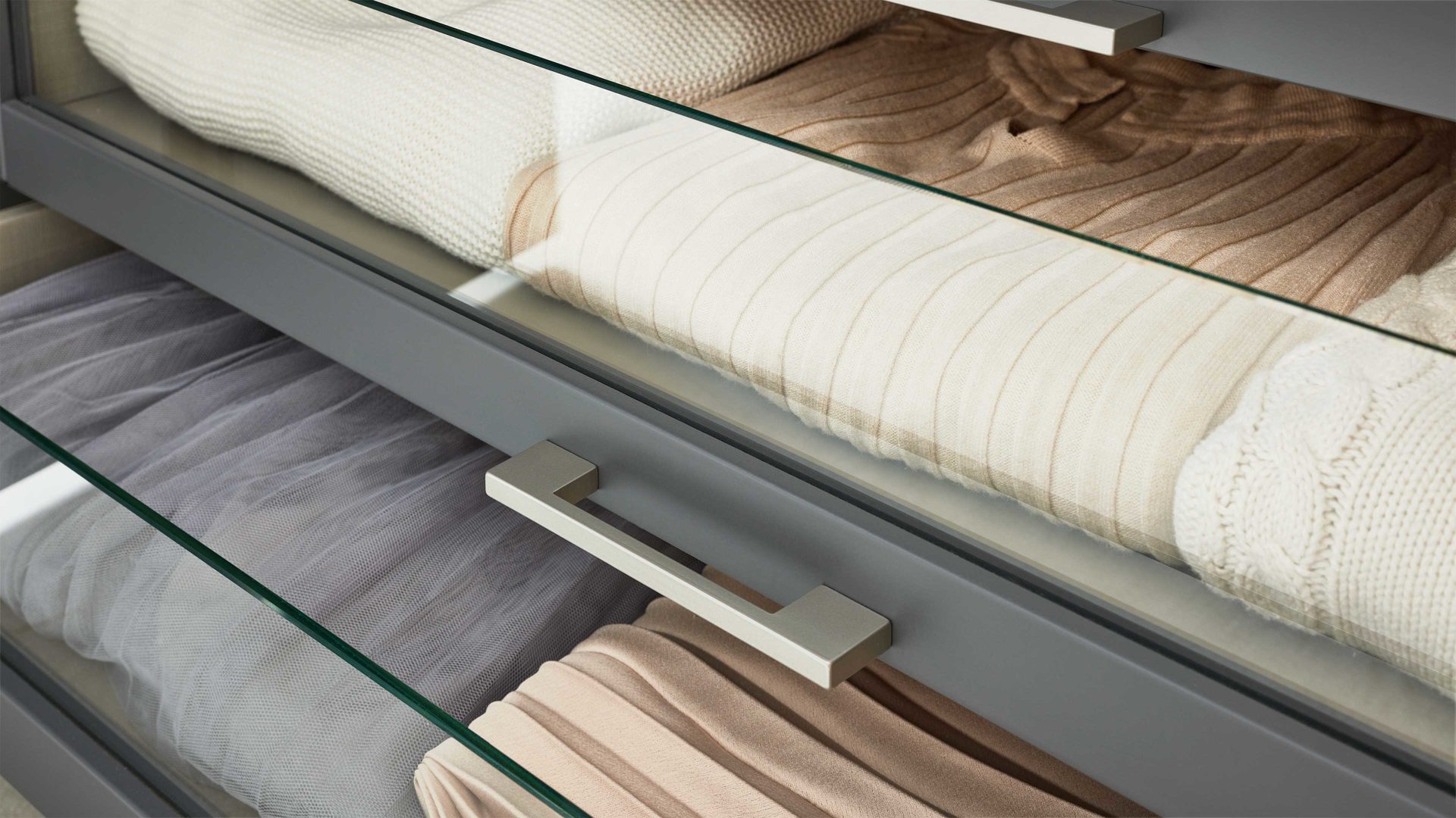 Schubladen-Set Interliving aus Holz in Grau Interliving Schlafzimmer Serie 1029 – Innenschubladen 528858 drei Schubladen - Breite ca. 97 cm