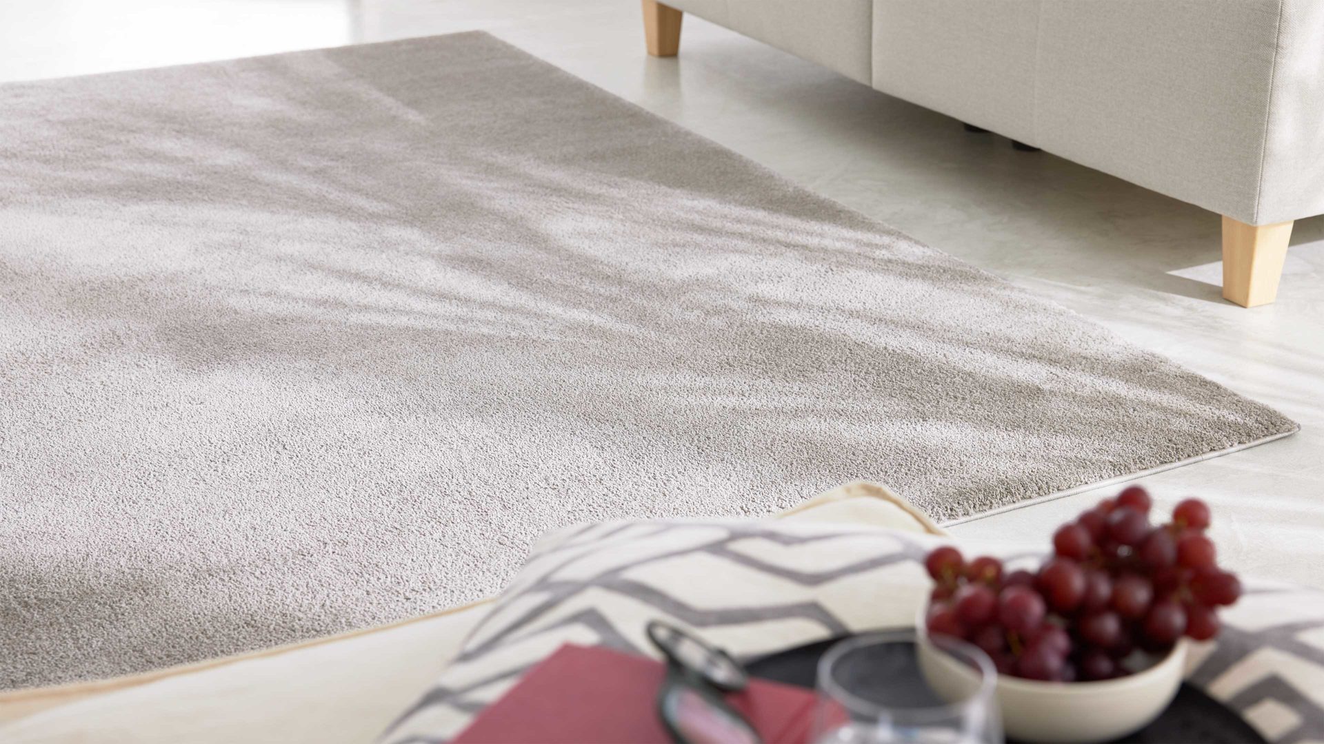 Webteppich Interliving aus Kunstfaser in Hellgrau Interliving Teppich Serie G-8080 Hellgrau - ca. 67 x 130 cm