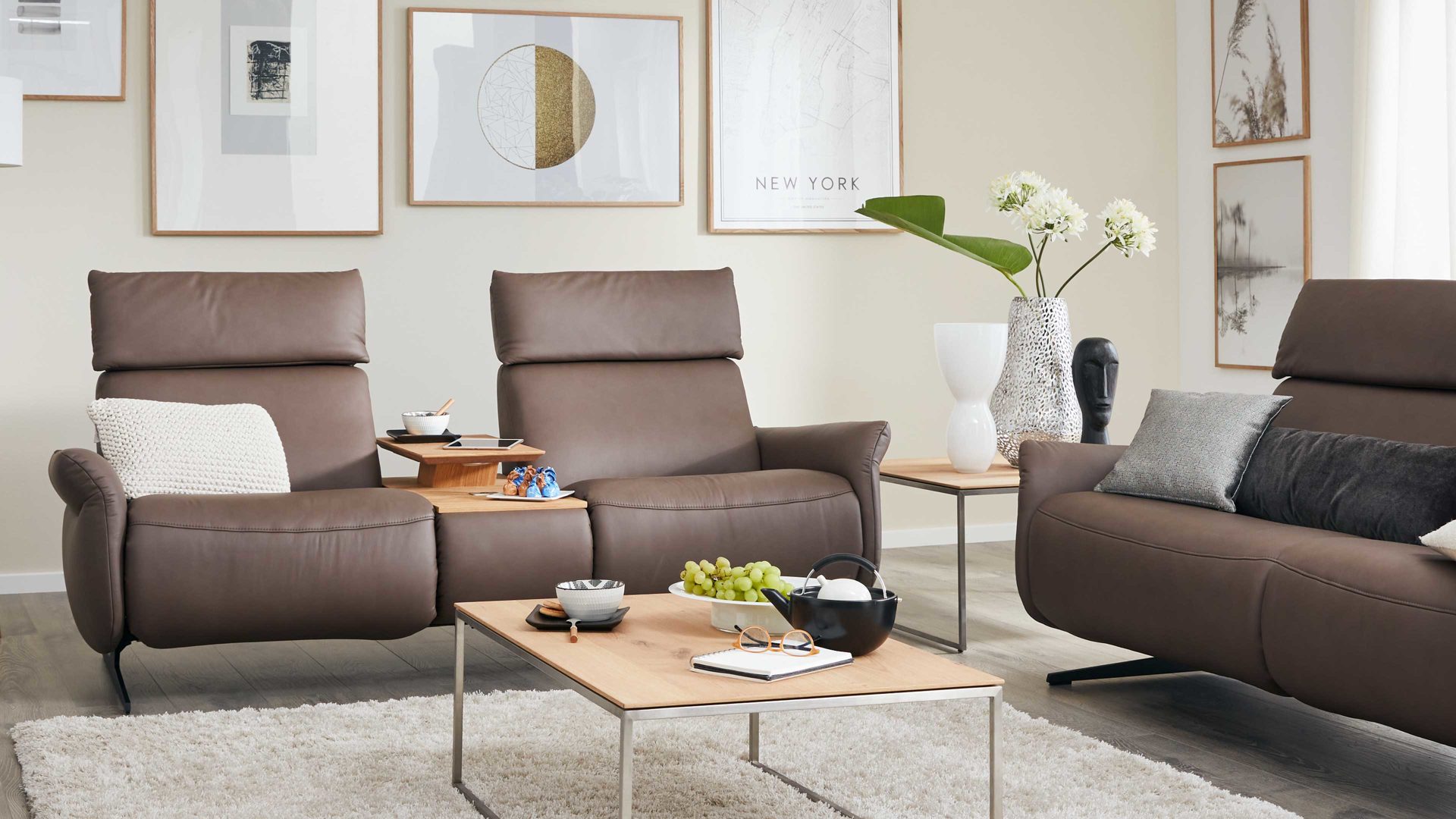 2,5-Sitzer comfortmaster besser sitzen, liegen, leben aus Leder in Dunkelbraun Comfortmaster 4160 - 2,5-Sitzer 44 Q mit Cumuly-Funktionen sattelfarbenes LongLife-Leder – Breite ca. 207 cm