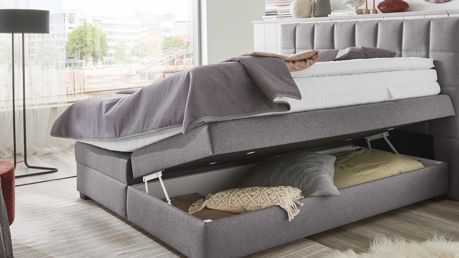Boxspringbett comfortmaster besser sitzen, liegen, leben aus Stoff in Grau Comfortmaster OC-BX21088 - Boxspringbett mit Bettkasten silbergrauer Bezug Twister silver 281300 - Liegefläche ca. 180 x 200 cm