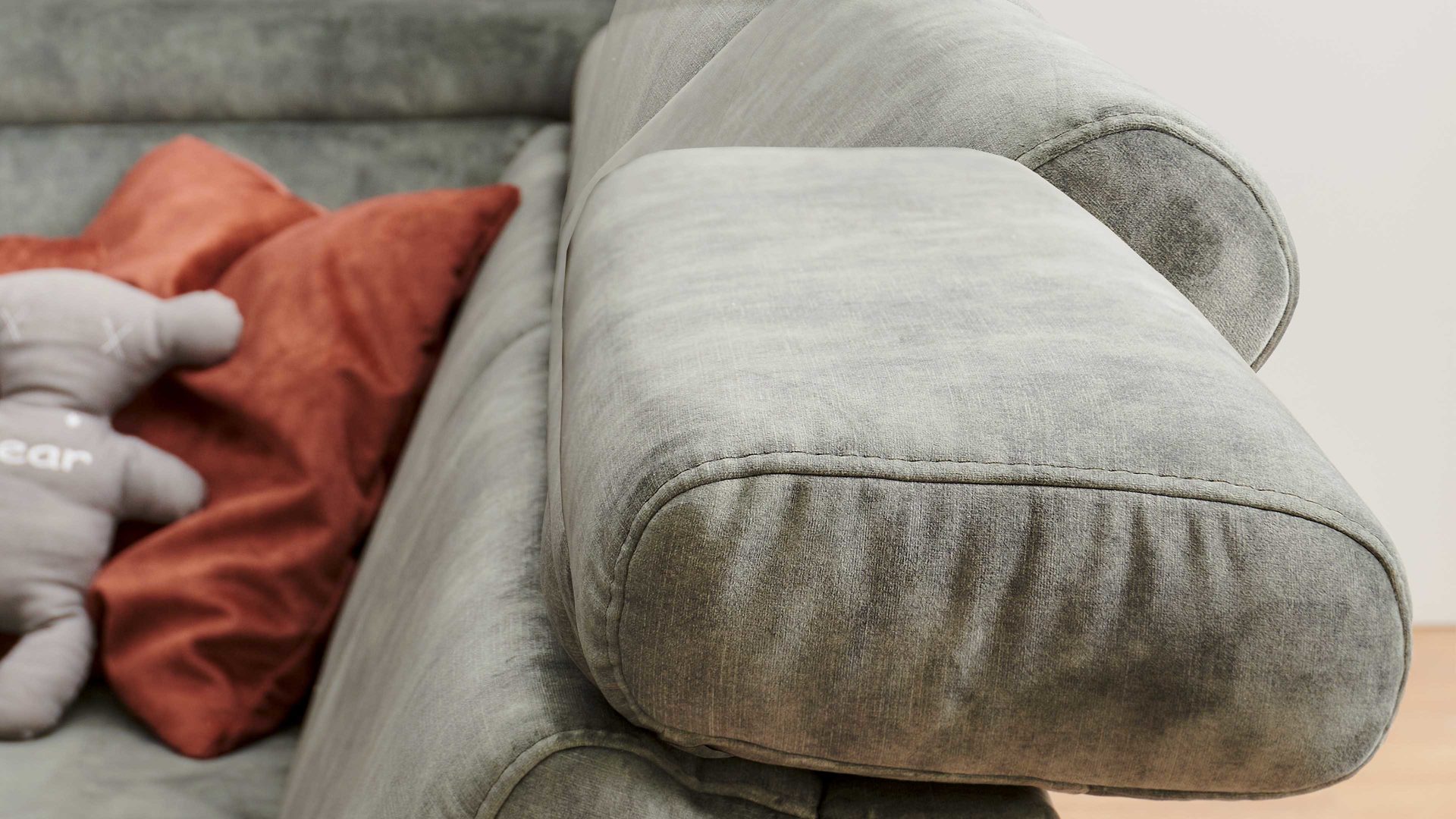 Ecksofa modulmaster aus Stoff in Dunkelgrün Modulmaster MM-ZE1162 - Wohnlandschaft mit Federkern moosfarbener Velours Amira & schwarze Metallfüße - Stellfläche ca. 346 x 227 cm