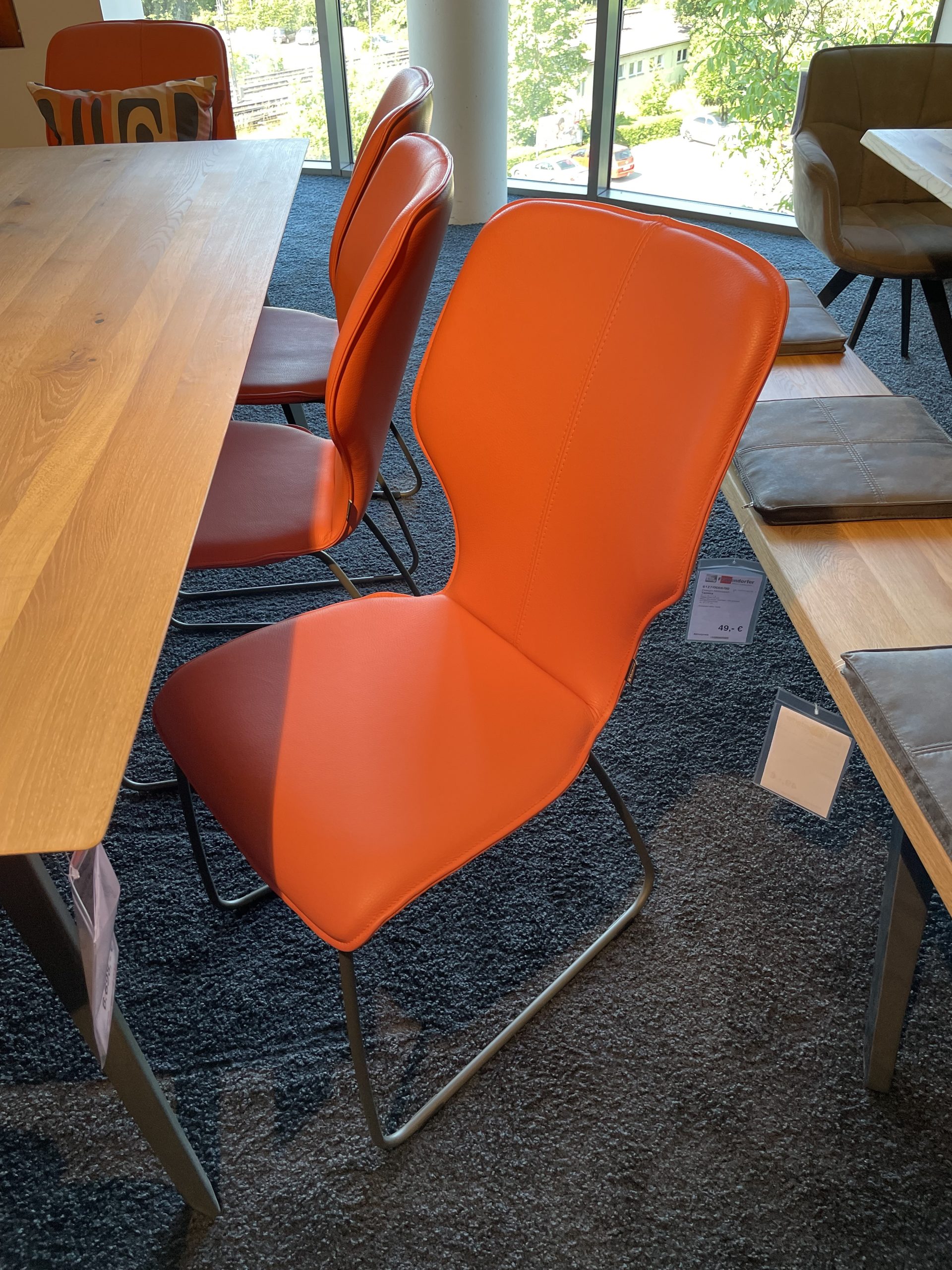 Basisprodukt  Musterring Tischgruppe