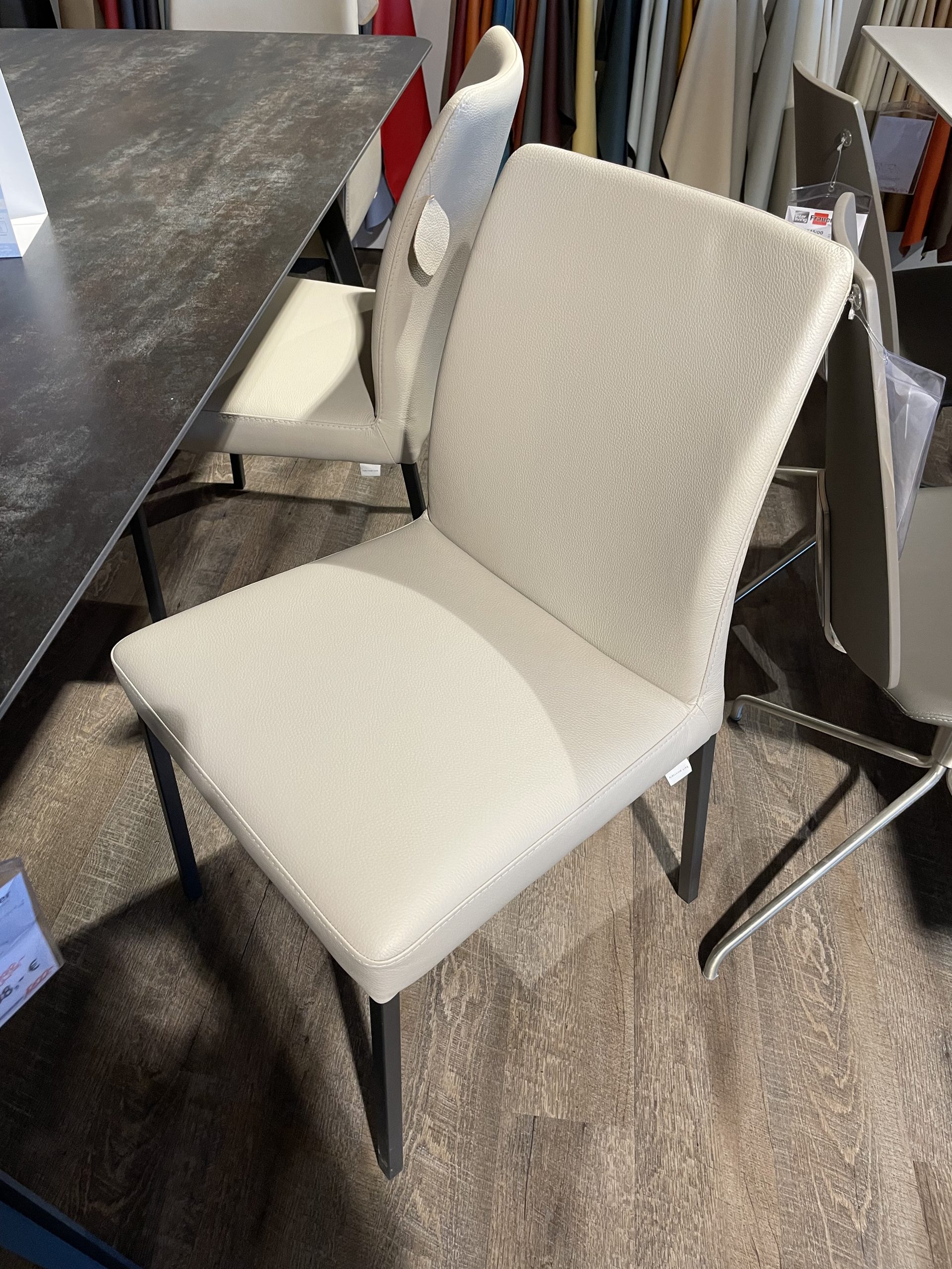 Basisprodukt  Tischgruppe Jazz