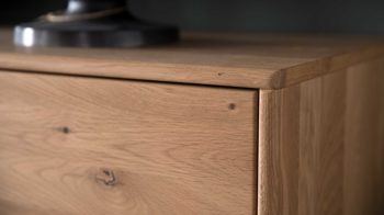 Vitrine Mca furniture aus Holz in Holzfarben Wohnprogramm Portland - Vitrine Asteiche bianco & Anthrazit – eine Tür, Höhe ca. 207 cm