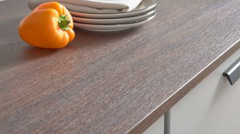 Einbauküche culineo® aus Holz in Hellgrau Culineo® Einbauküche C317 mit beko Einbaugeräten Steingrau & Nussbaum - Stellfläche ca. 365 x 363 cm